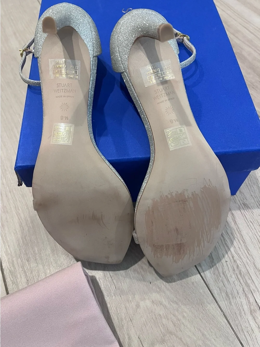 Stuart Weitzman this stuart